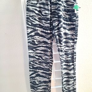 Brand New LRG Pants Grey and Black Camouflage Army Mens Size 36
